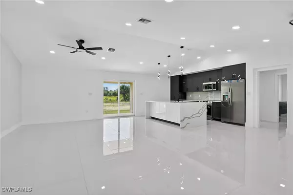 Lehigh Acres, FL 33972,1706 Leroy AVE