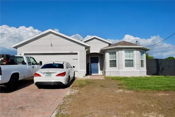1217 Santa Barbara BLVD N, Cape Coral, FL 33993