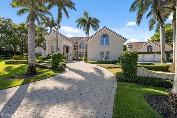 Naples, FL 34108,356 Colony DR