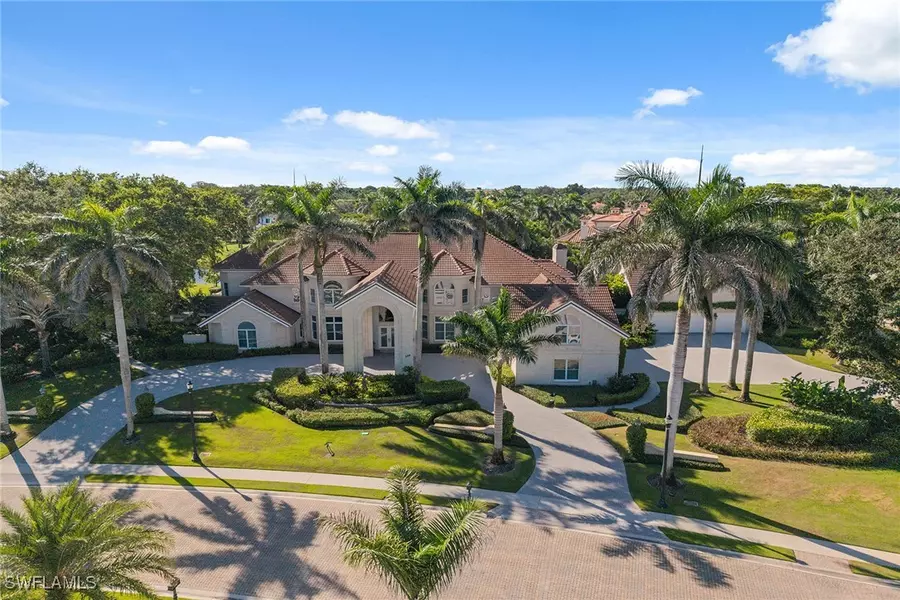 356 Colony DR, Naples, FL 34108
