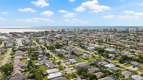 Naples, FL 34108,545 102ND AVE N