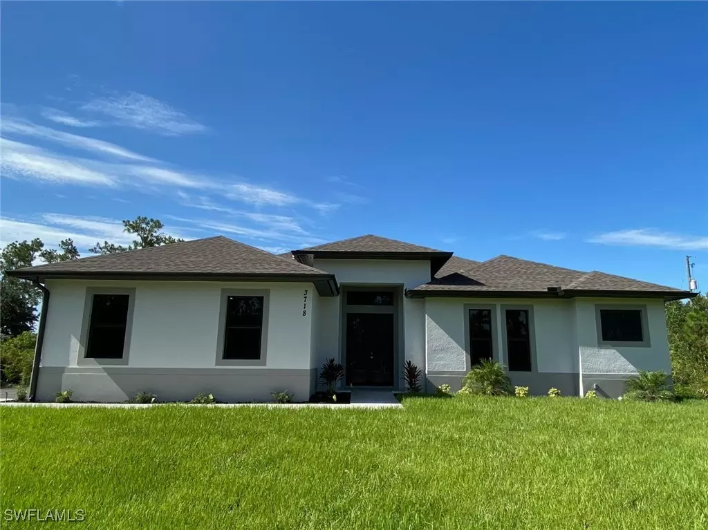 Naples, FL 34120,264 Golden Gate BLVD E