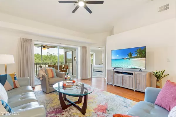 8605 Naples Heritage DR #226, Naples, FL 34112