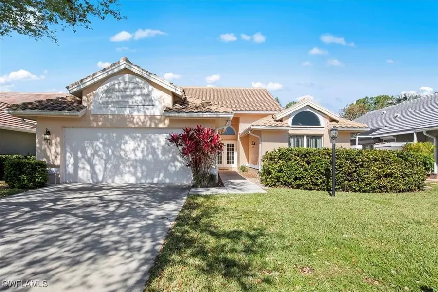 743 Provincetown DR, Naples, FL 34104