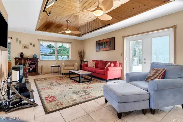 Naples, FL 34116,2112 45th TER SW