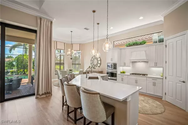 Naples, FL 34113,6420 Costa CIR