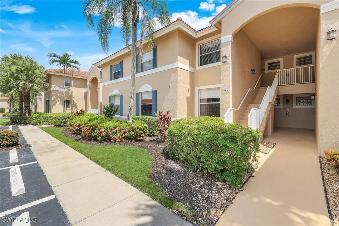 Naples, FL 34119,2440 Millcreek LN #103
