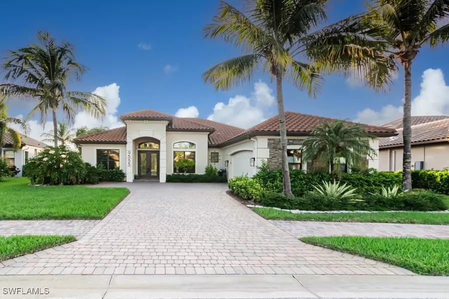 9555 Firenze CIR, Naples, FL 34113