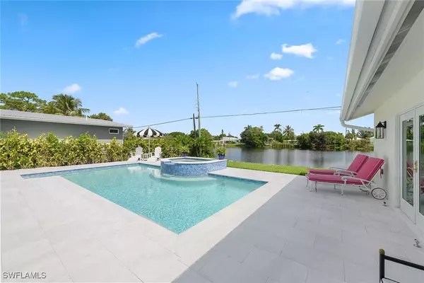 Naples, FL 34103,1319 28th AVE N