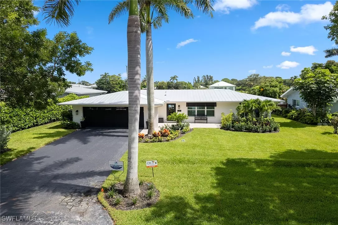 Naples, FL 34103,1319 28th AVE N