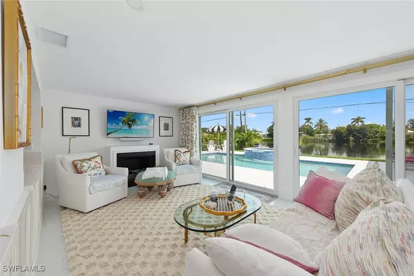 Naples, FL 34103,1319 28th AVE N