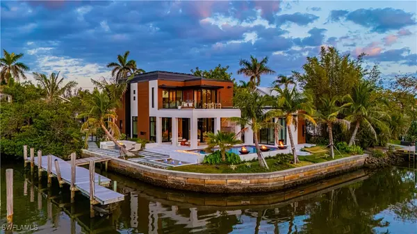 Naples, FL 34102,1100 Sandpiper ST