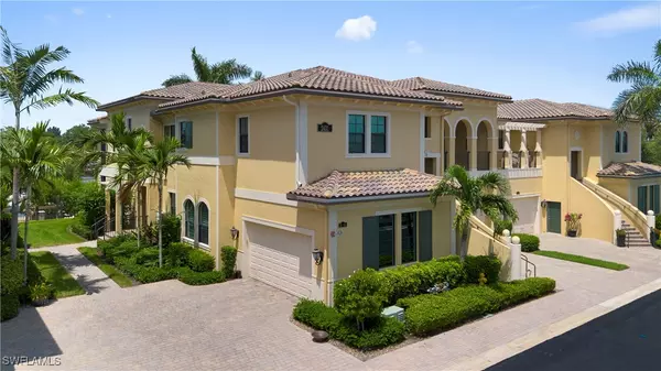 2431 Breakwater WAY #101, Naples, FL 34112