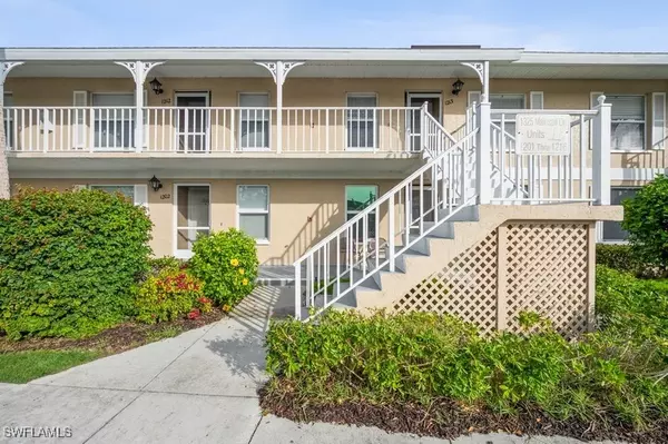 1325 Mainsail DR #1213, Naples, FL 34114