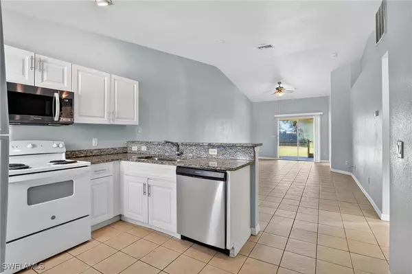 Lehigh Acres, FL 33973,4422-4424 26th ST SW
