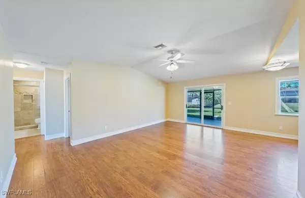 Bonita Springs, FL 34135,27100 Pine AVE