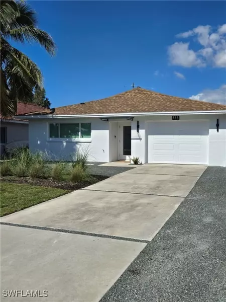 565 110th AVE N, Naples, FL 34108