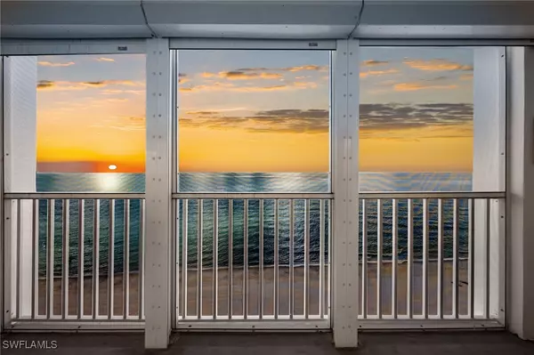 Naples, FL 34103,3443 Gulf Shore BLVD N #801