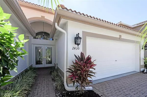 Naples, FL 34119,2430 Butterfly Palm DR