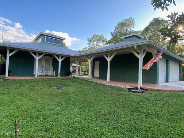 6060 Painted Leaf LN, Naples, FL 34116