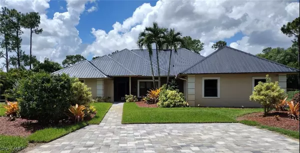 5980 Painted Leaf LN, Naples, FL 34116