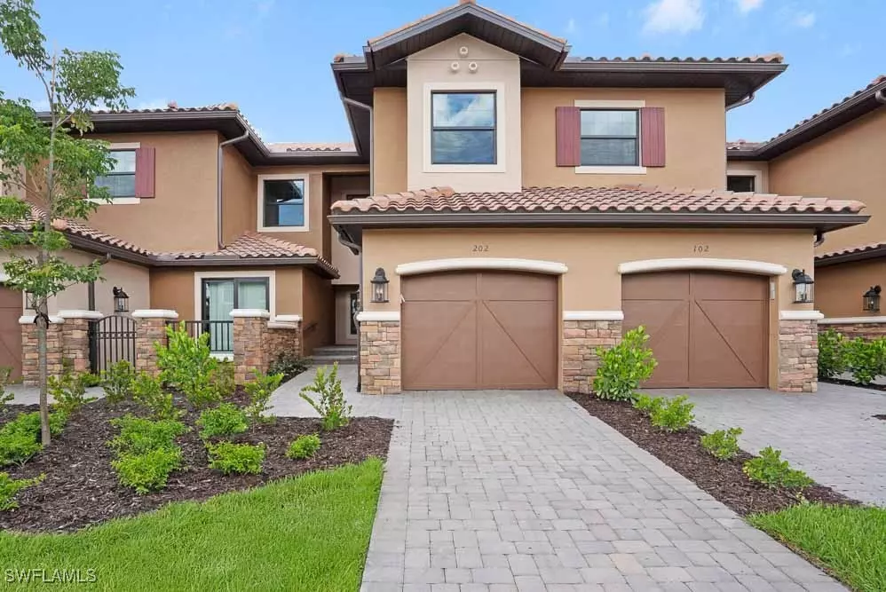 Naples, FL 34114,15320 Lucerna ST #202