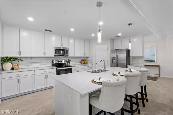 Naples, FL 34120,2357 Anguilla DR #102
