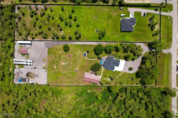 Naples, FL 34117,2727 40th AVE SE