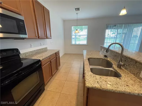 Naples, FL 34120,1509 Birdie DR