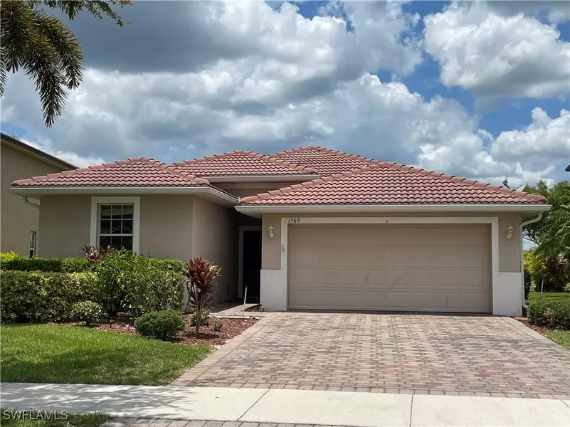 1509 Birdie DR, Naples, FL 34120