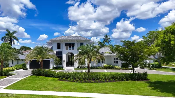 4836 Crayton RD, Naples, FL 34103