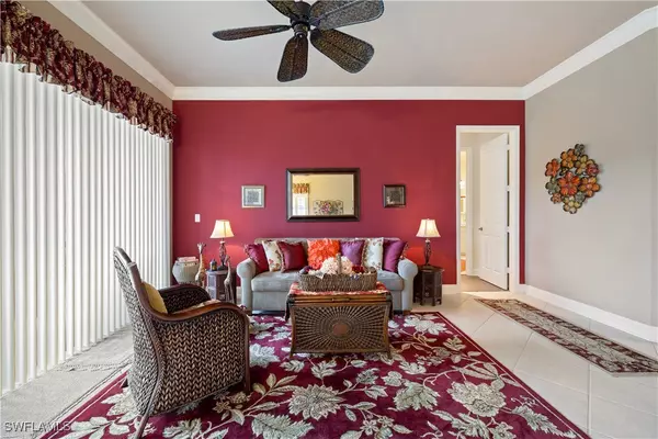 Naples, FL 34108,1265 Egrets LNDG #201