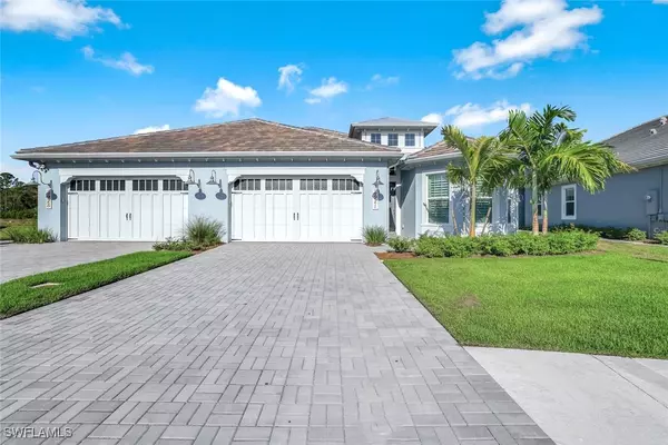 8921 Yucatan Ct, Naples, FL 34113