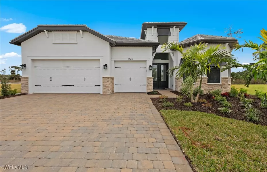1821 Verada CT, Naples, FL 34120
