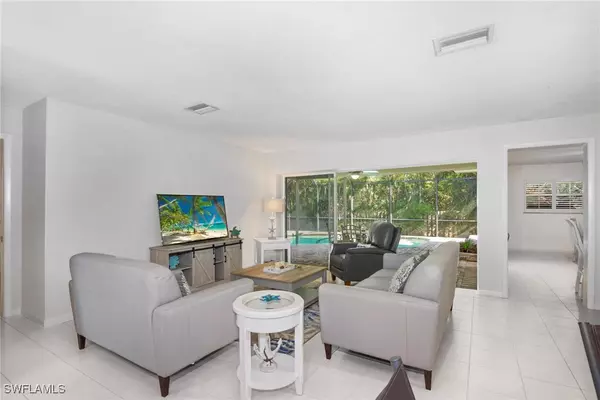 Fort Myers, FL 33919,673 Travers AVE
