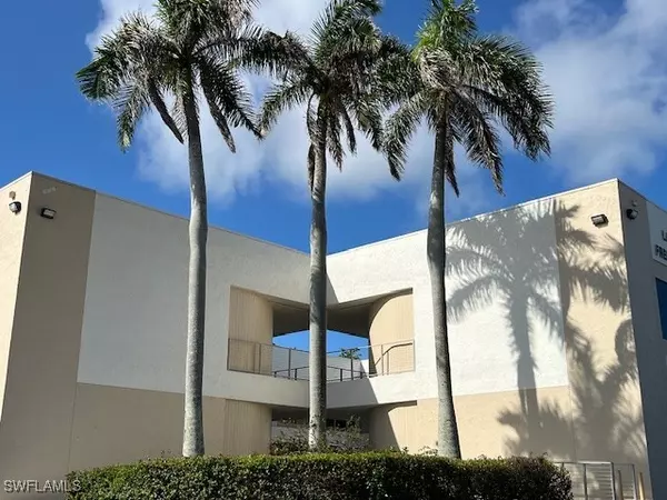 Marco Island, FL 34145,989 N Collier BLVD #202