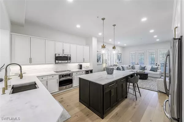 Naples, FL 34109,2630 Bolero DR #2-2