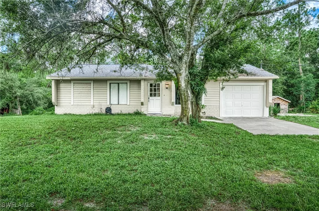 Naples, FL 34117,461 16th ST SE