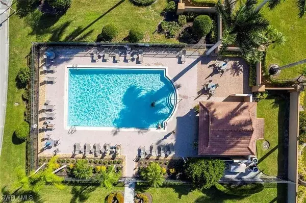 Naples, FL 34119,6655 Huntington Lakes CIR #204