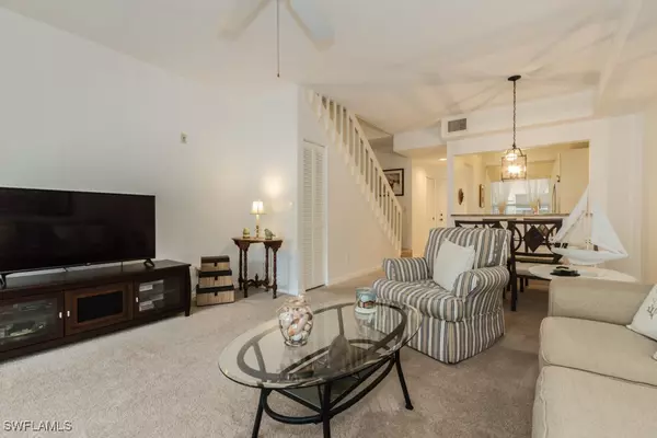 Naples, FL 34105,1044 Woodshire LN #B210