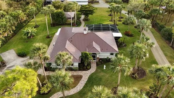 2484 10th AVE NE, Naples, FL 34120