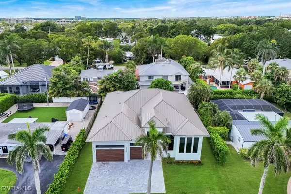 Naples, FL 34102,1248 13th AVE N