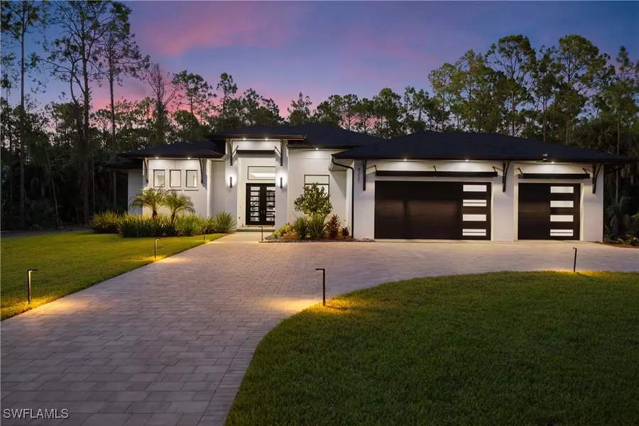 4221 7th AVE NW, Naples, FL 34119