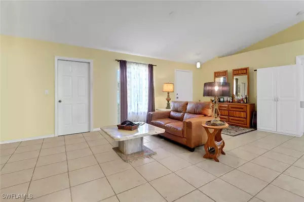 Naples, FL 34117,4720 22nd AVE SE