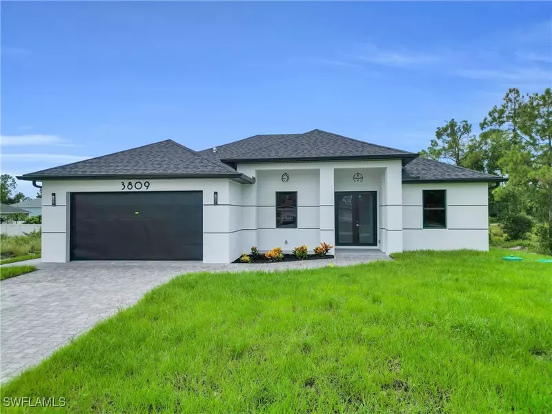3809 Sunset RD, Lehigh Acres, FL 33971