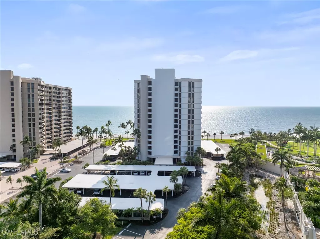Naples, FL 34103,4005 Gulf Shore BLVD N #904