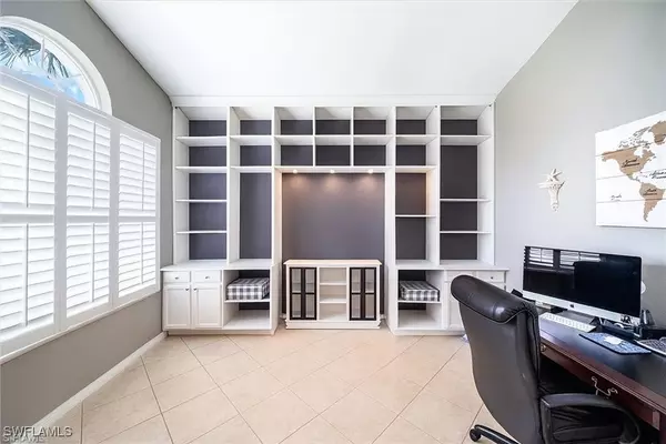 Naples, FL 34119,193 Skipping Stone LN