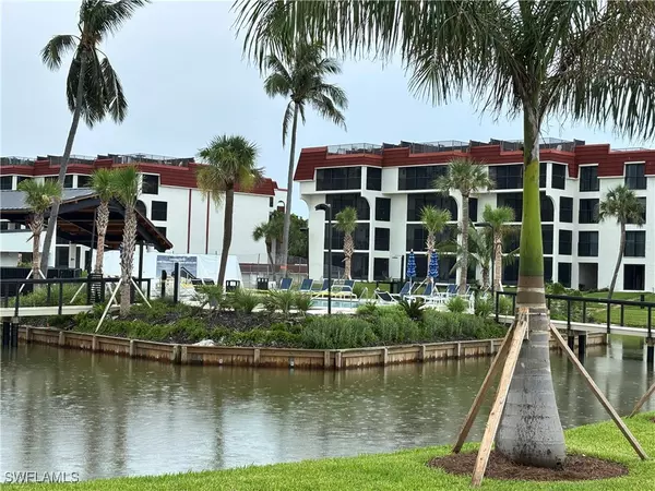 Sanibel, FL 33957,2445 Gulf DR W #D23
