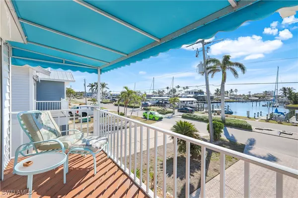 Fort Myers Beach, FL 33931,12160 Siesta DR #A