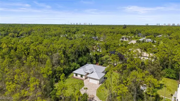 Bonita Springs, FL 34135,24132 Melanie LN